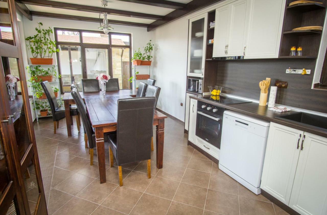 Villa Pri Shtarkela Brodilovo Exteriér fotografie
